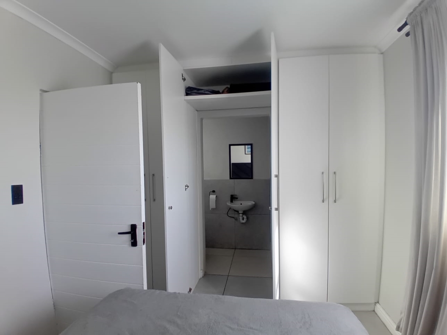 3 Bedroom Property for Sale in High Places Western Cape